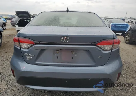 2022 Toyota Corolla Le z USA, uszkodzony, nr VIN JTDEPMAE7NJ218084